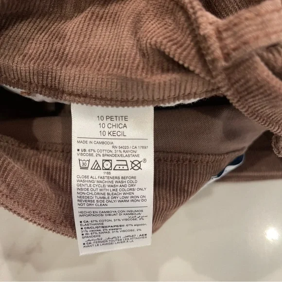 WORN ONCE! Old Navy Woman’s Higher High-Rise Flare Brown Corduroy Pants - Picture 14 of 15